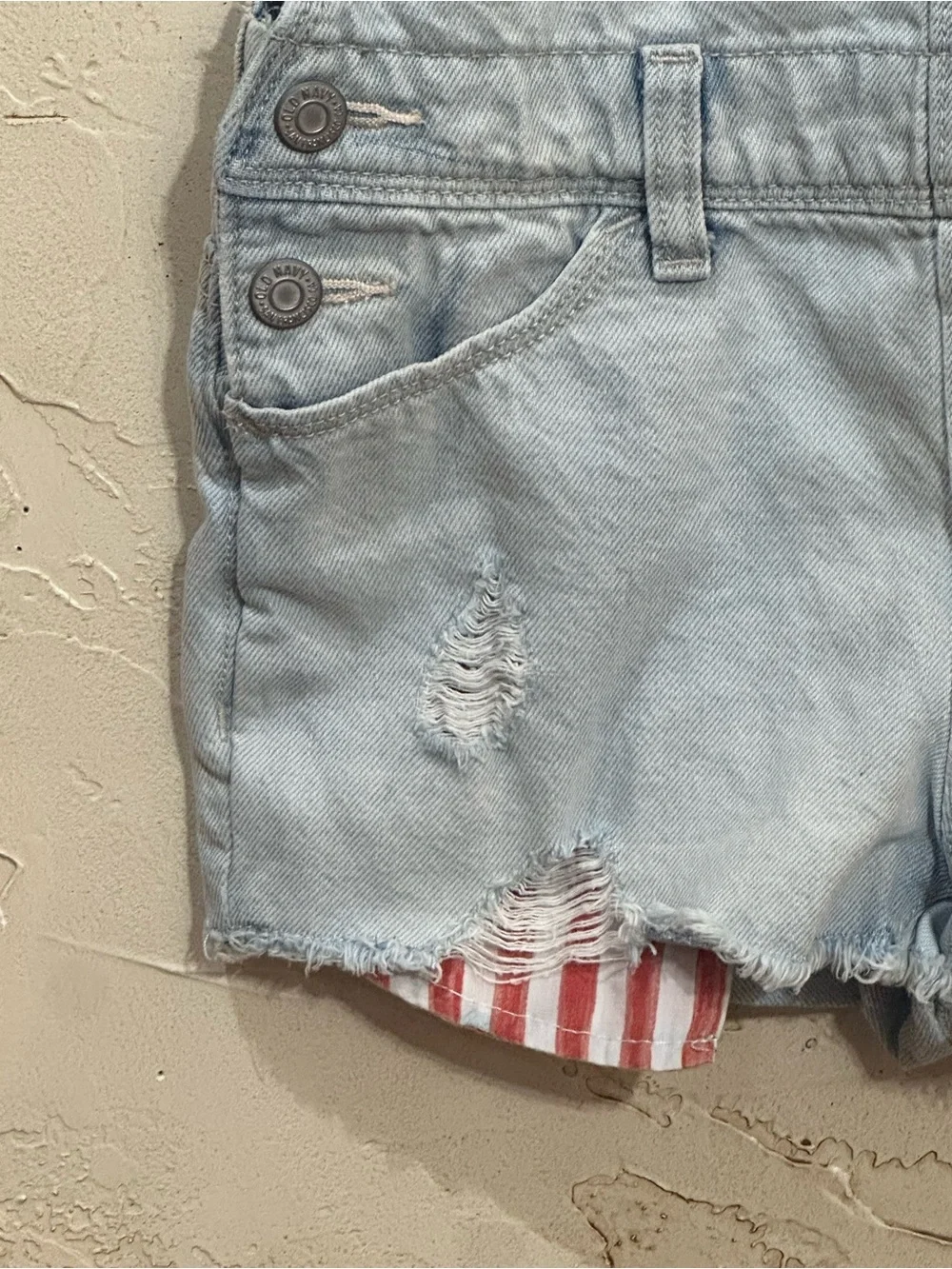 Old Navy Light Wash Distressed Girls Denim Short Overalls Patriotic Pockets Sz M